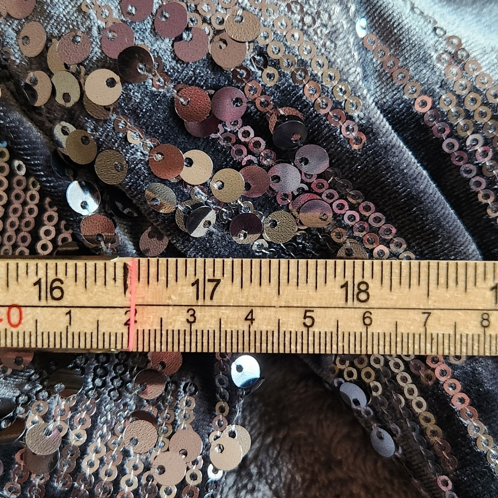 Eliza J Gray Velvet Sequin Shift Dress • Size 6 • Christmas new year's cocktail - Picture 6 of 9